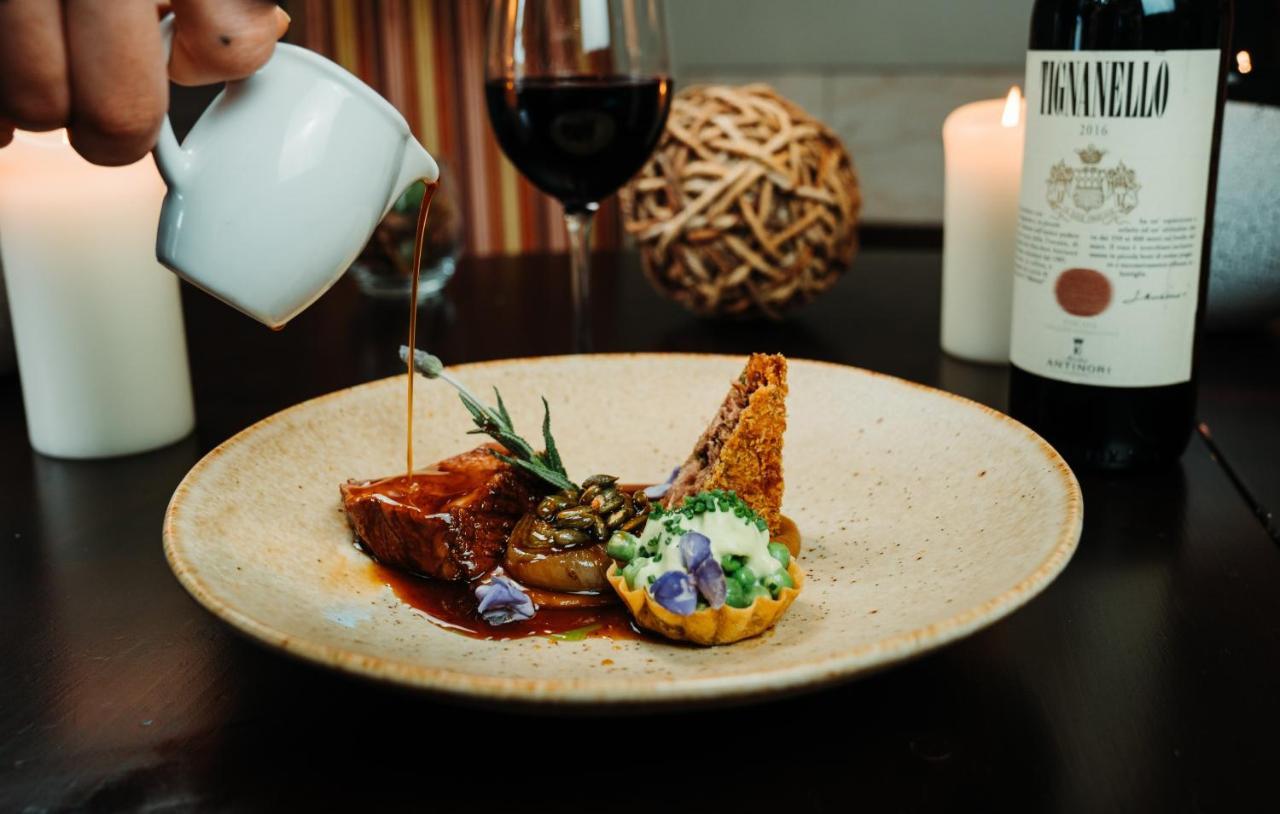 Feversham Arms Hotel & Verbena Spa 헴슬리 외부 사진
