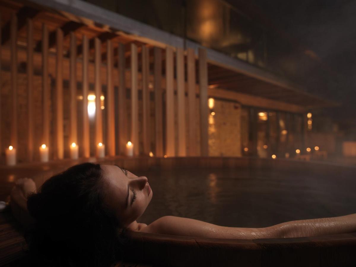 Feversham Arms Hotel & Verbena Spa 헴슬리 외부 사진